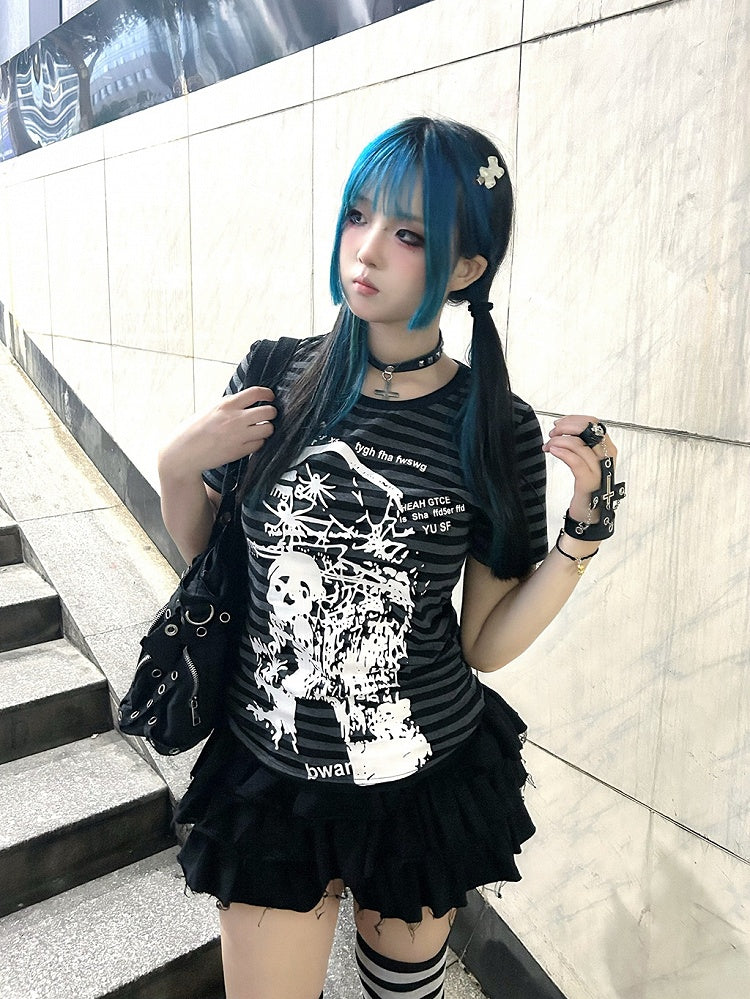Black & Gray Stripe Pattern Skeleton Print Punk T-shirt