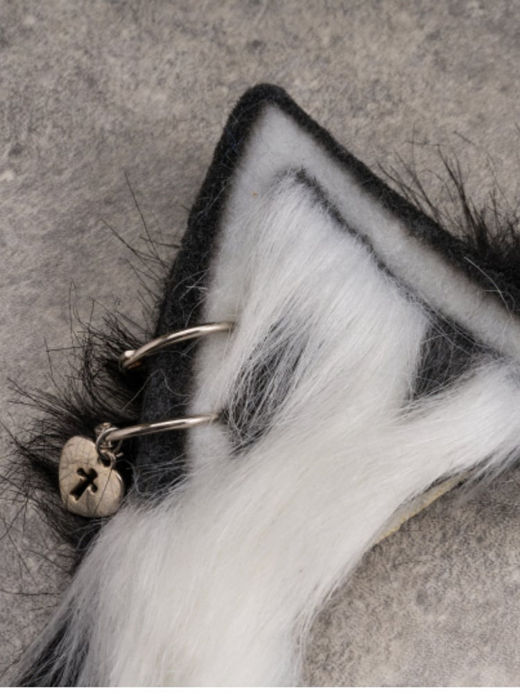 Black And White Heart Buckle With Studs Design Cat Ear KC