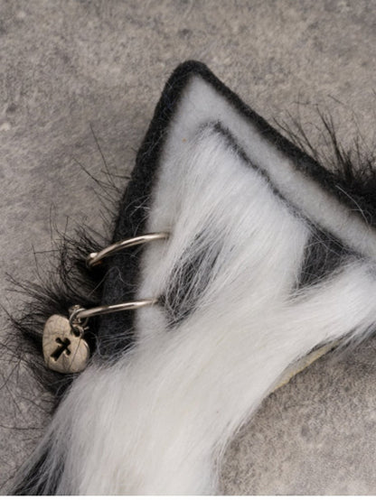 Black And White Heart Buckle With Studs Design Cat Ear KC