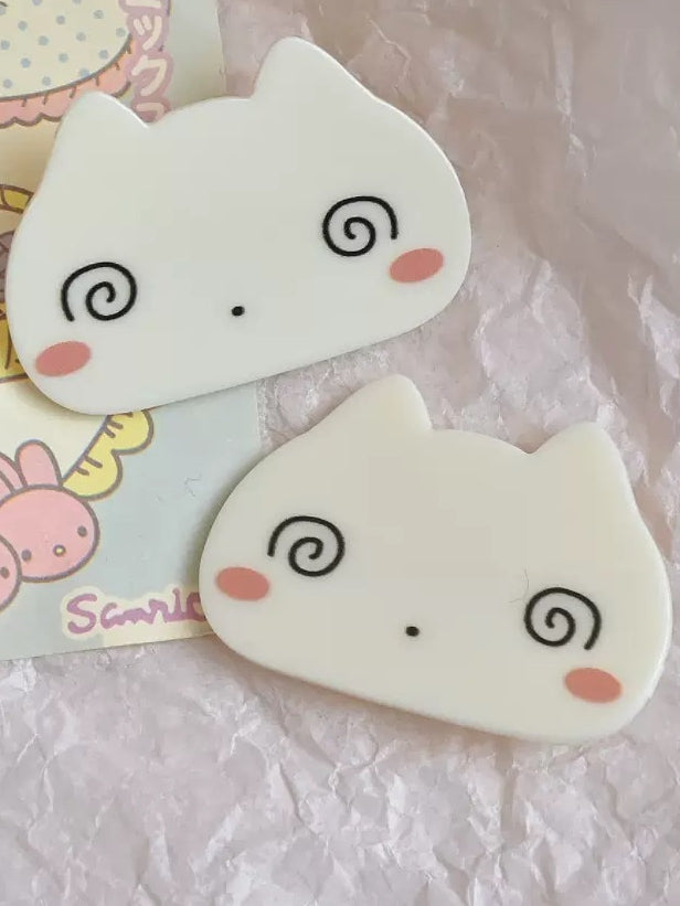 Beige Kitty Hairclip