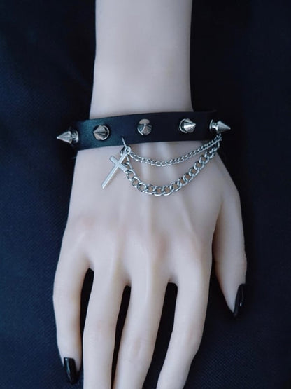 Black Gothic Cross And Chain Charm Studs Decorated Bracelet