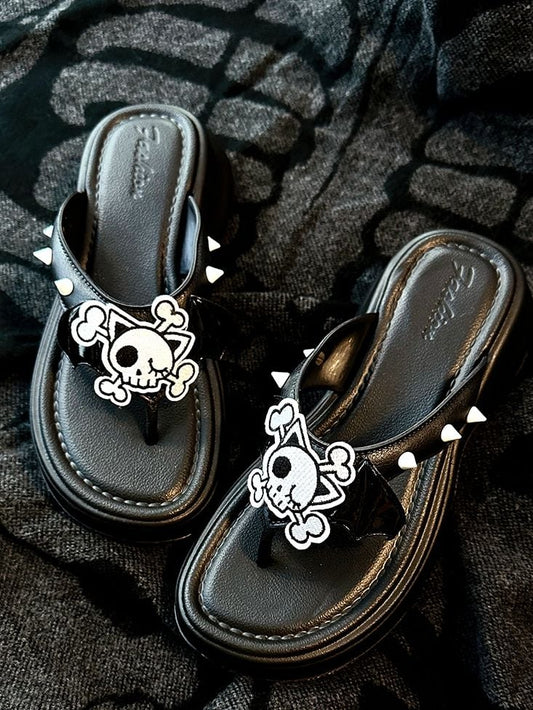 Black and White Bat Wings Skeleton Applique Flip-flops Gothic Summer Slippers