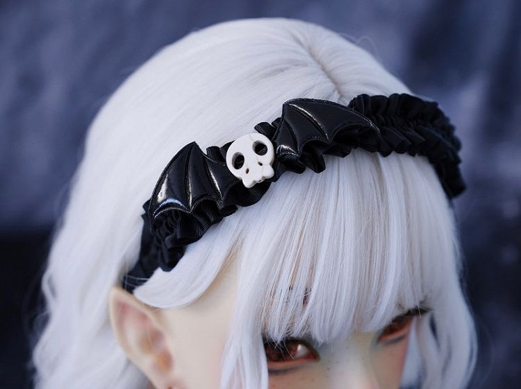 Handmade Skull Wings Black Pleated KC