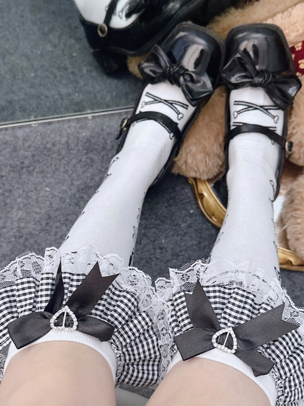 White Lolita Bowknot Print Underknee Stockings With Black Striped Ruffled Cuffs