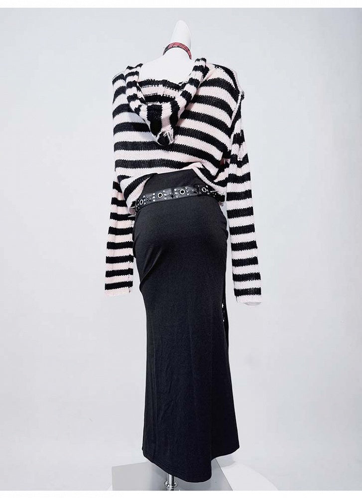 Black Punk Ring Stud Pin Detail Thigh-high Slit Mermaid Skirt with PU Buckle Belt