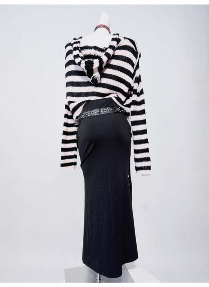 Black Punk Ring Stud Pin Detail Thigh-high Slit Mermaid Skirt with PU Buckle Belt