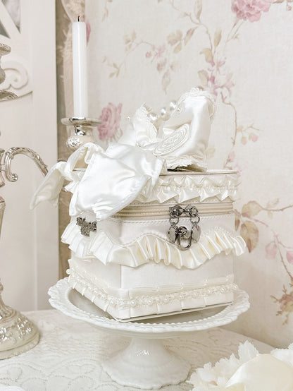 Creamy White Bead Details Hand Bag / Crossbody