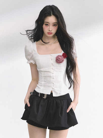 White Square Neckline and Short Puff Sleeves Floral Decorated T-shirt