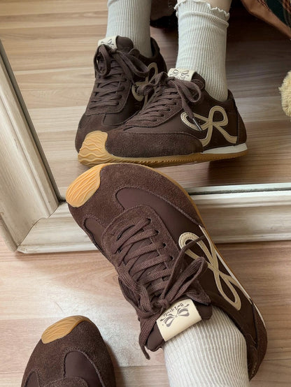 Brown Bowknot Design Front Lace-up Ties Sneakers