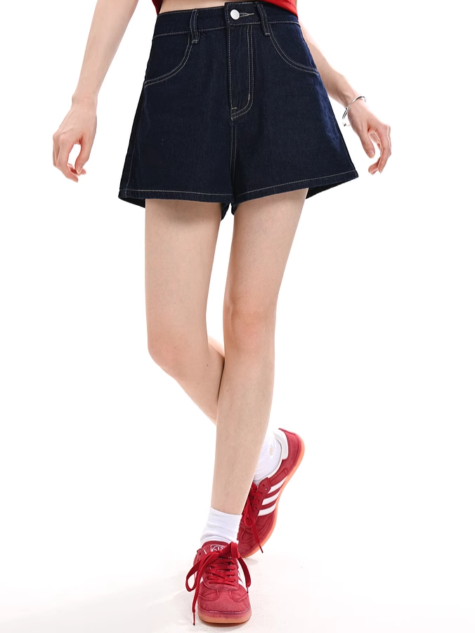 Kitty Embroidery Back Blue Wide-leg Denim Shorts