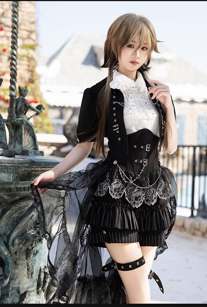 Black and White Prince Ouji Lolita Outfit - White Sleeveless Shirt + Black Cropped Top + Hiigh Waist Blommer Shorts Full Set