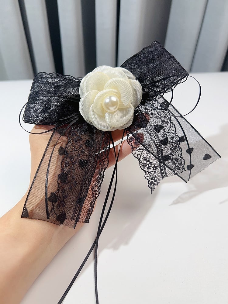 Black&White Beaded Decorated Camellia Design Bow Tie