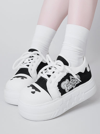 Black & White Otaku-Kwaii Platform Shoes - Lace-Up Design with Letter Print & Raw Edge Trim
