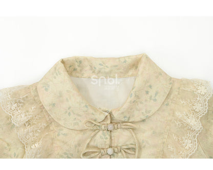 Peter Pan Collar Apricot Lace Trim High-low Blouse