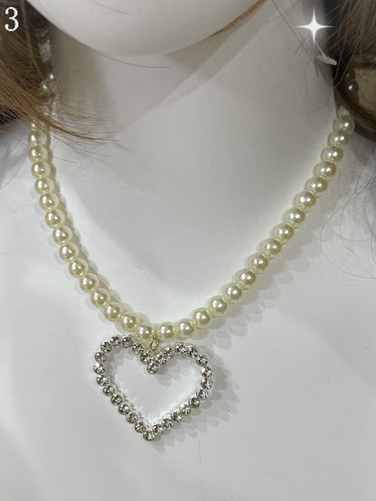 4 Options Rhinestone Crown/Heart Pendant Beaded Necklace