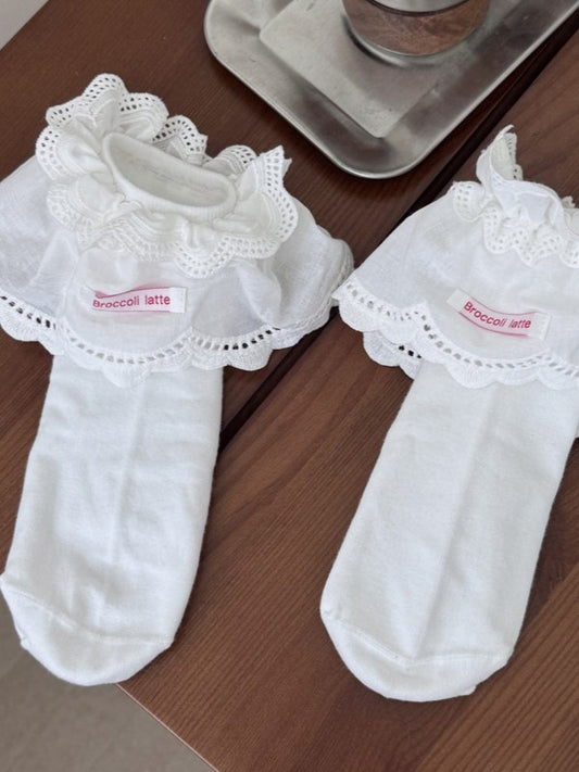 White Lolita Ruffled Cuff Ankle Socks