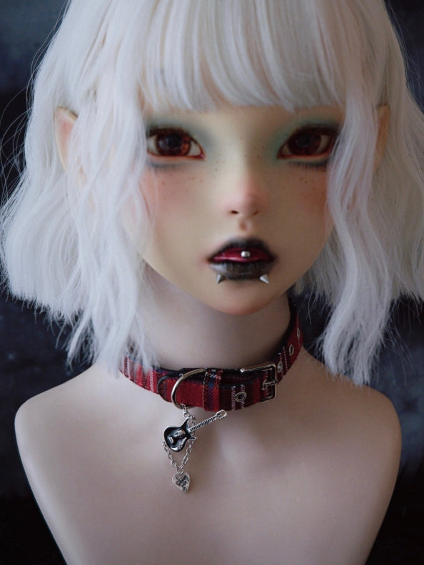 Red Plaid Pattern Buckle With Guitar Pendant Choker