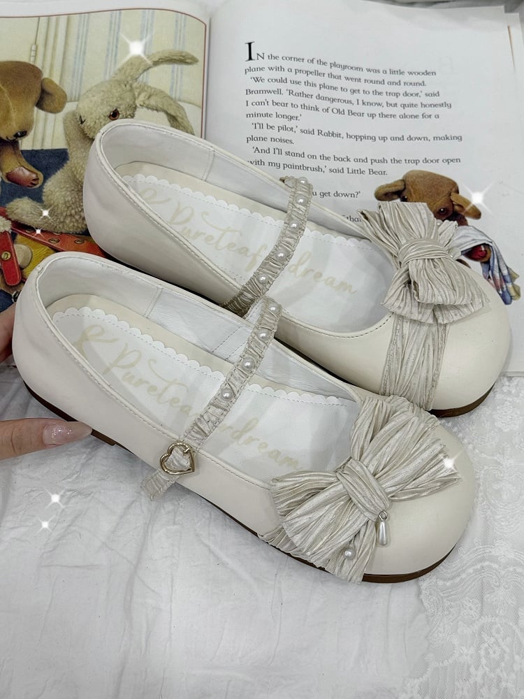 Creamy White Beaded Decorated Bow at Top Heart Buckle Round Toe Lolita Shoes
