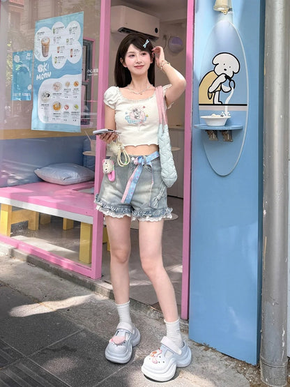 Adorable Cat Embroidery White Square Neckline and Short Puff Sleeves T-shirt