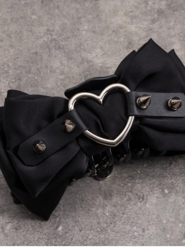 Black Gothic Bowknot Claw Clip With Heart Buckle