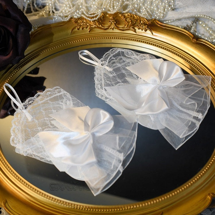 Black/White Bowknot Decorated Lace Wrist Cuffs