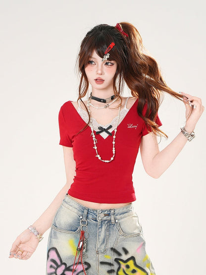 Faux Two-pieces Lace Camisole Design Black/Red Slim-fitting T-shirt