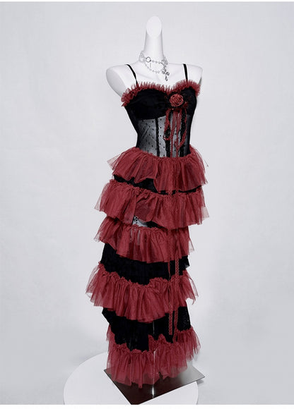 Black&Red Gothic Set- Cami Top+Lace Bell Sleeves Bolero+ Lace-up Detail Beaded Chain Tiered Skirt
