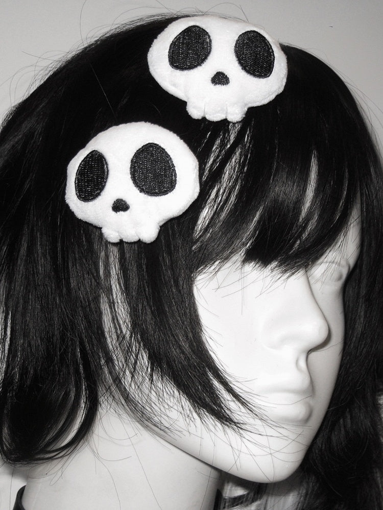 Black & White Plush Skeleton Design Punk Hairclips