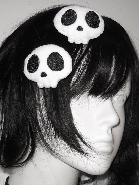 Black & White Plush Skeleton Design Punk Hairclips