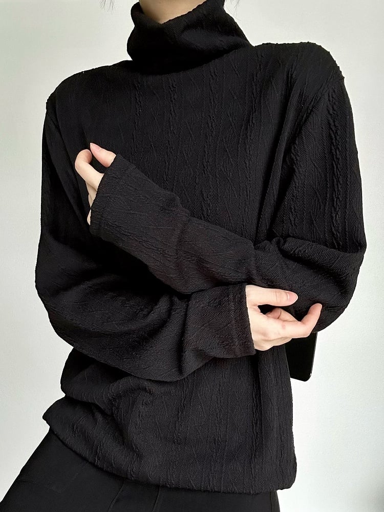 Ouji Lolita Black Cable-Knit Turtleneck Sweater with Ribbed Texture