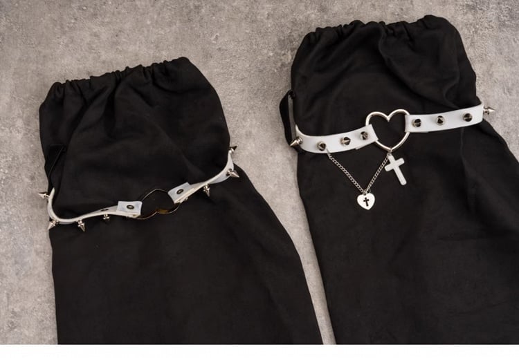 Pins and Studs Decorated Black and White Bowknots Gothic Leg Warmers