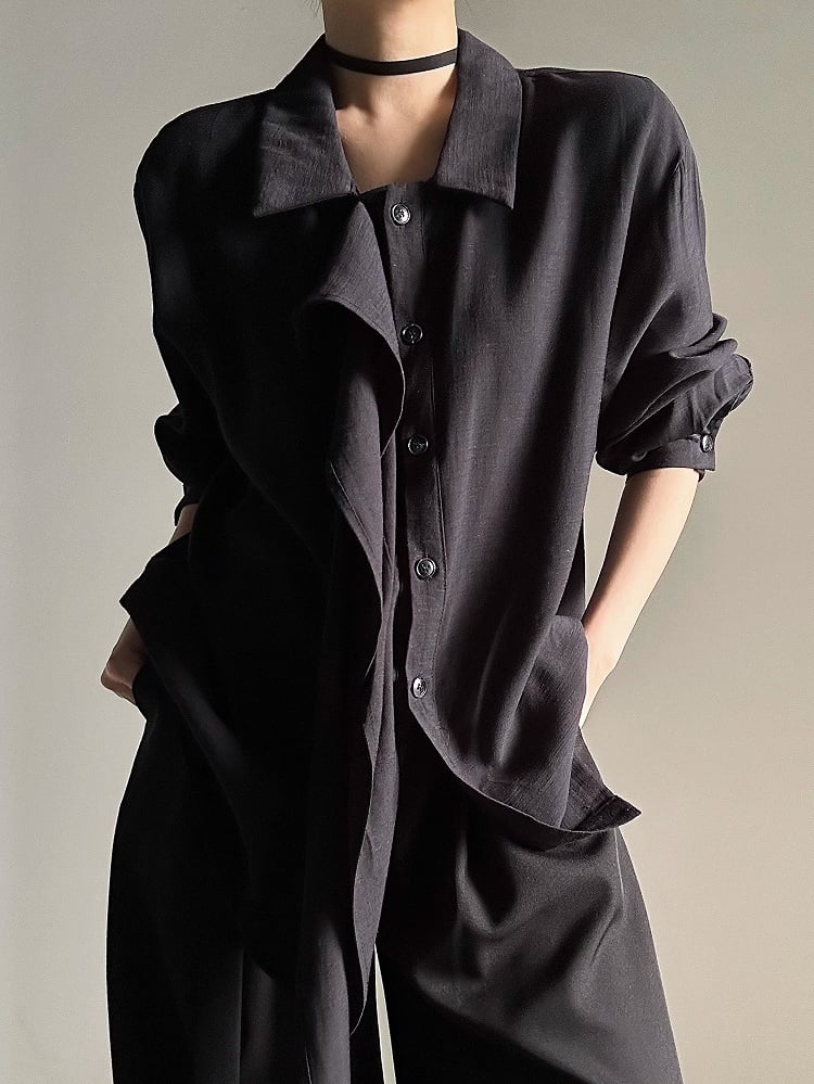 Ouji Lolita Black Retro Loose Pointed Collar Shirt with Long Draping Ribbon