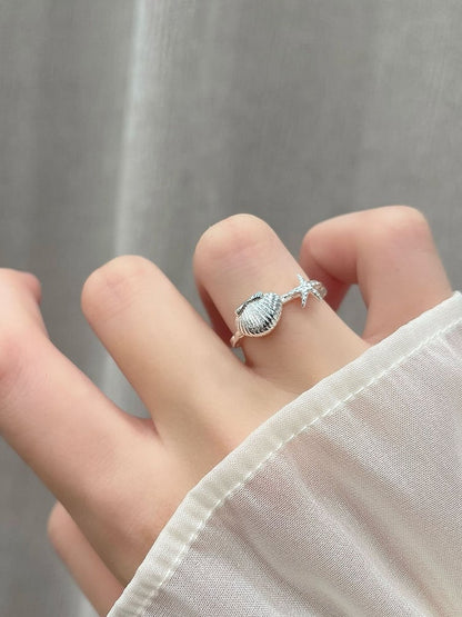 3 Options Y2K Bittersweet Star/Shell Ring