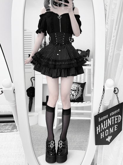 Jirai Kei Heart Buckles Lace-up Front and Back Black Striped Tiered Skirt