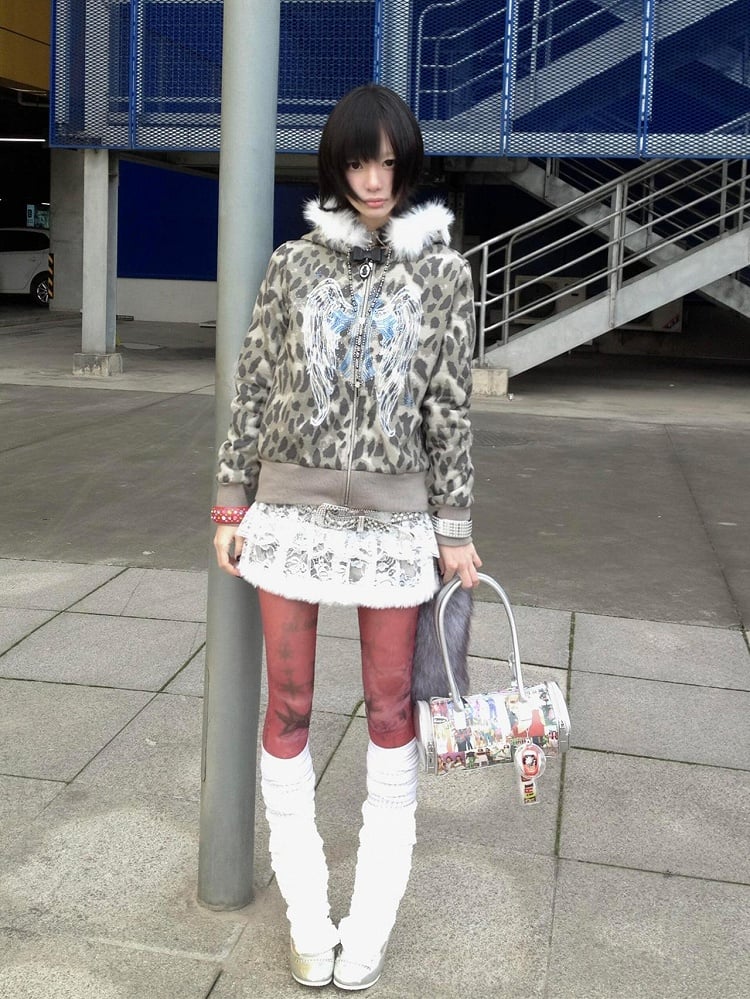 Gyaru Fashion Y2K Gray Leopard Print Hoodie with Detachable Faux Fur Trim