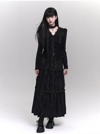 Gothic Black Lace V-Neck Slim-fitting Top