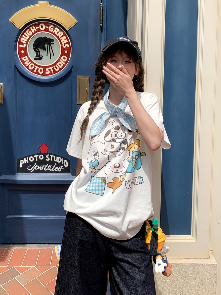 Adorable Animal Print White Round Neck Loose Cotton T-shirt