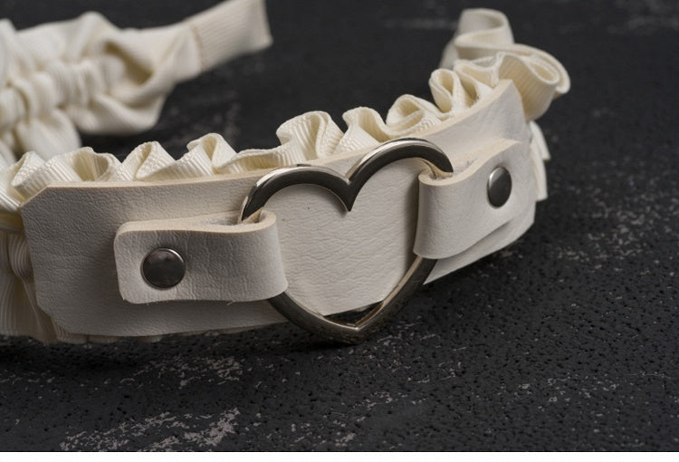 White Gothic Handmade Heart-shaped Ring PU Ruffled KC