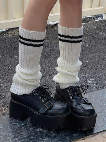 Black/White Striped Pattern Knitted Leg Warmers