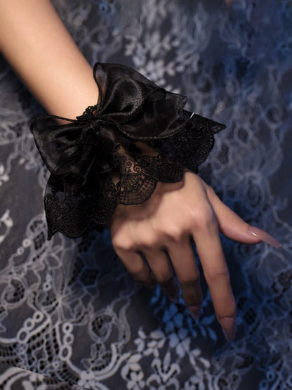 Black/White Bowknot Decorated Lace Wrist Cuffs