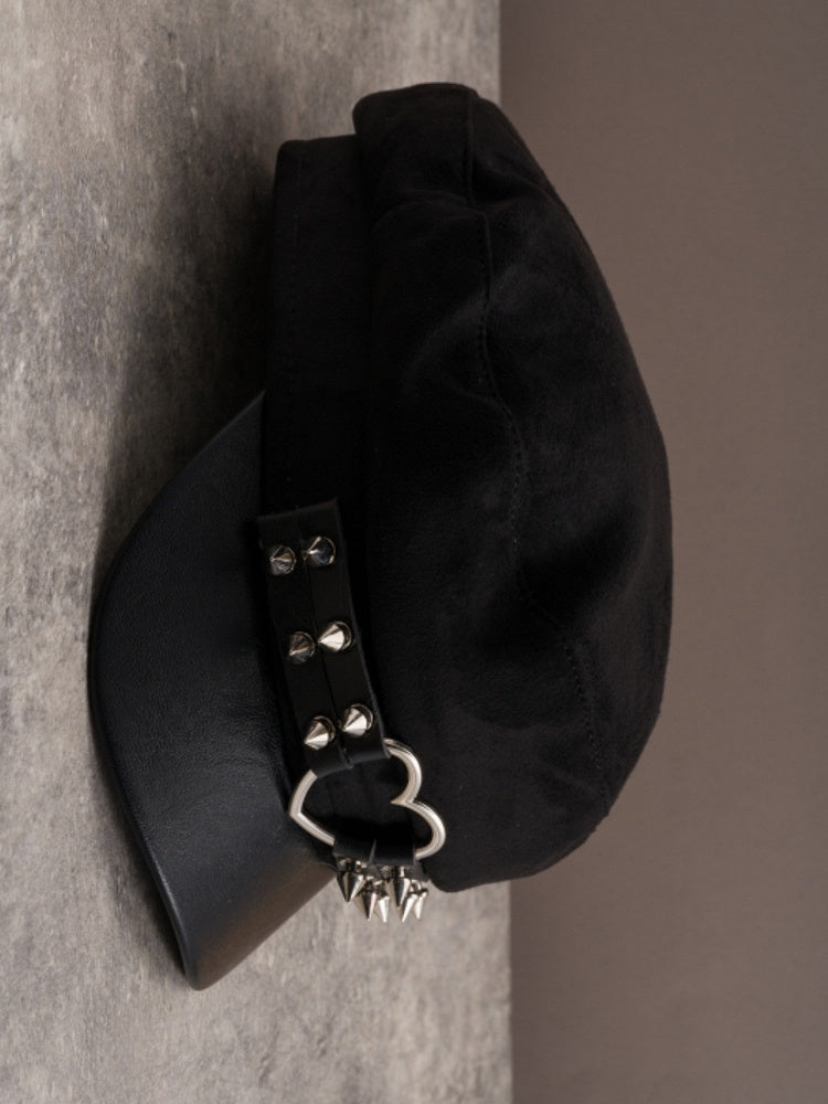 Black Gothic Heart Ring Studs Details Beret Hat