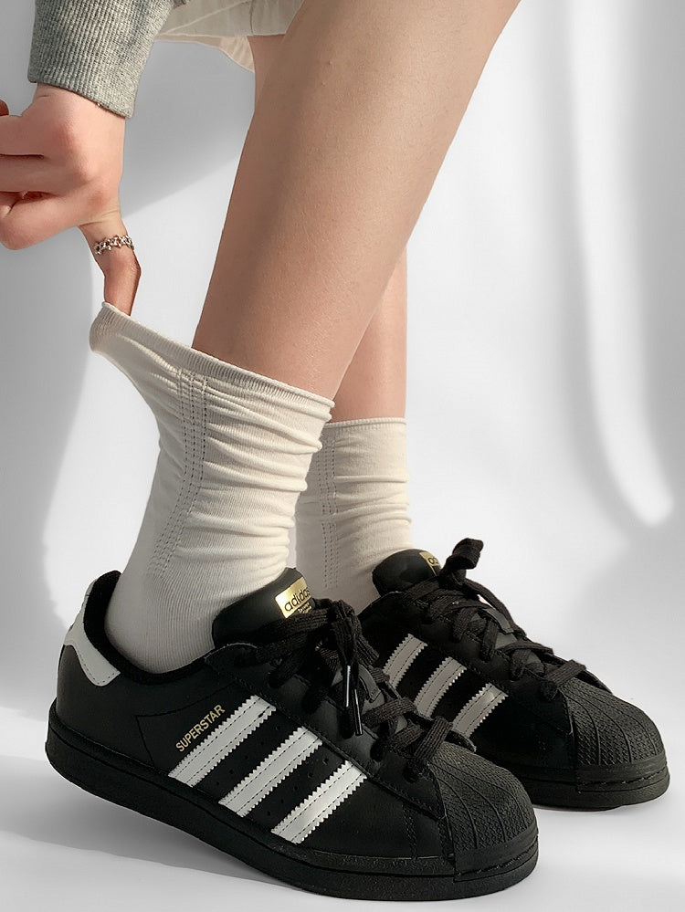 White Ribbed Trim Loose Socks