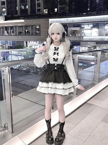Jirai Kei Black and White Flutter Sleeves Lace-up Details Overalls Tiered Skirt