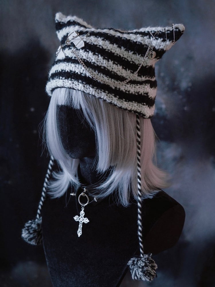 Heart Buckles Gothic Black and White Striped Knitted Hat with Chain