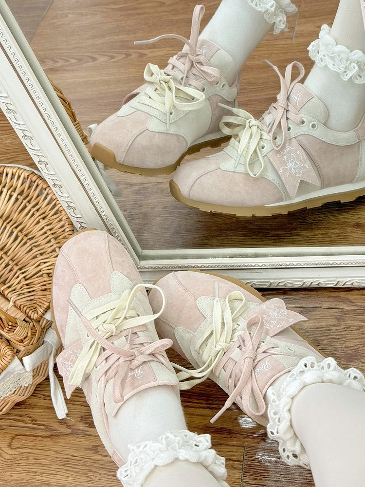 Pink Letter And Bear Decorated Front Lace-up Ties Sneakers
