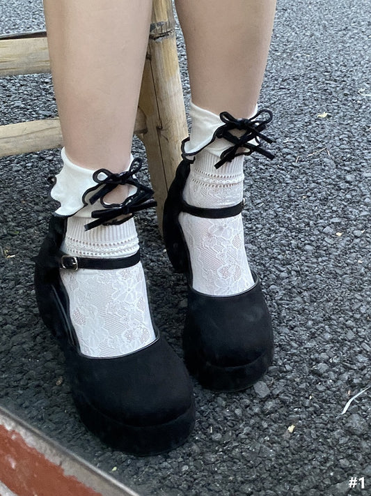 5 Color Options Bowknot Details Cut-Out Design Calf Socks