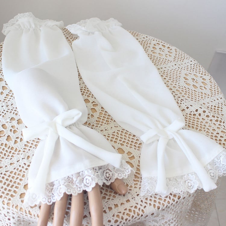 White Bowknot Details Lace Trim Sleeves