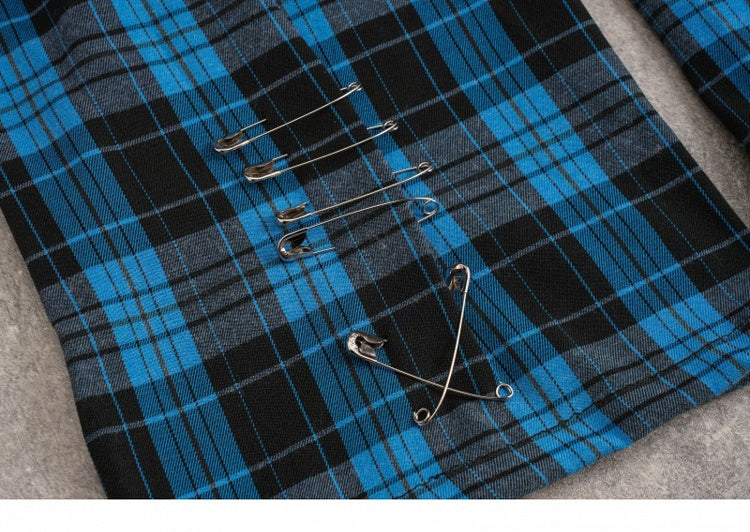 Pins Decorated Black and Blue Plaid Leg Sleeves