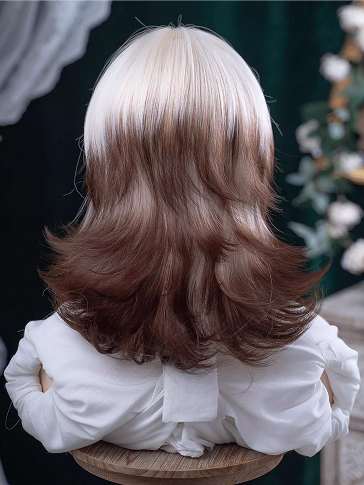 White And Brown Ombre Hair Color 43CM Length Ouji Short Wig With Air Bangs