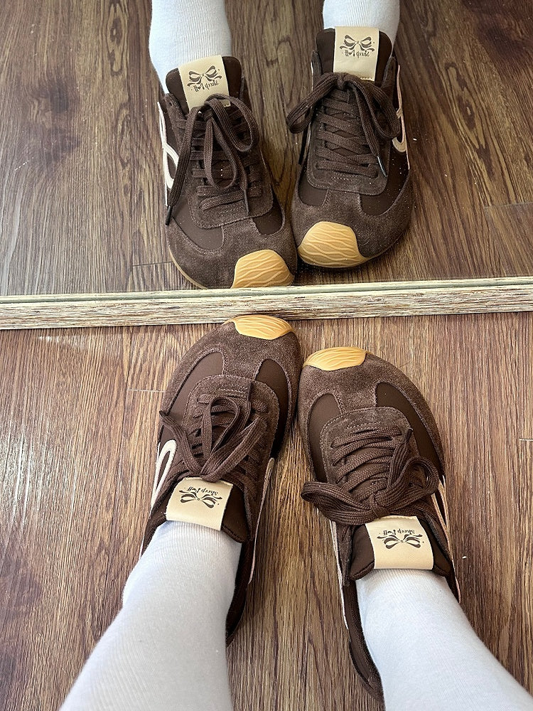 Brown Bowknot Design Front Lace-up Ties Sneakers